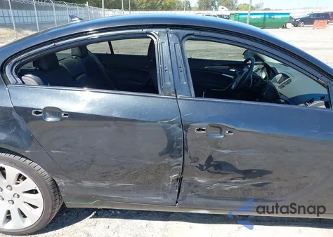 2011 Buick Regal Cxl Turbo Russelsheim z USA, uszkodzony, nr VIN W04G15GV4B1078783